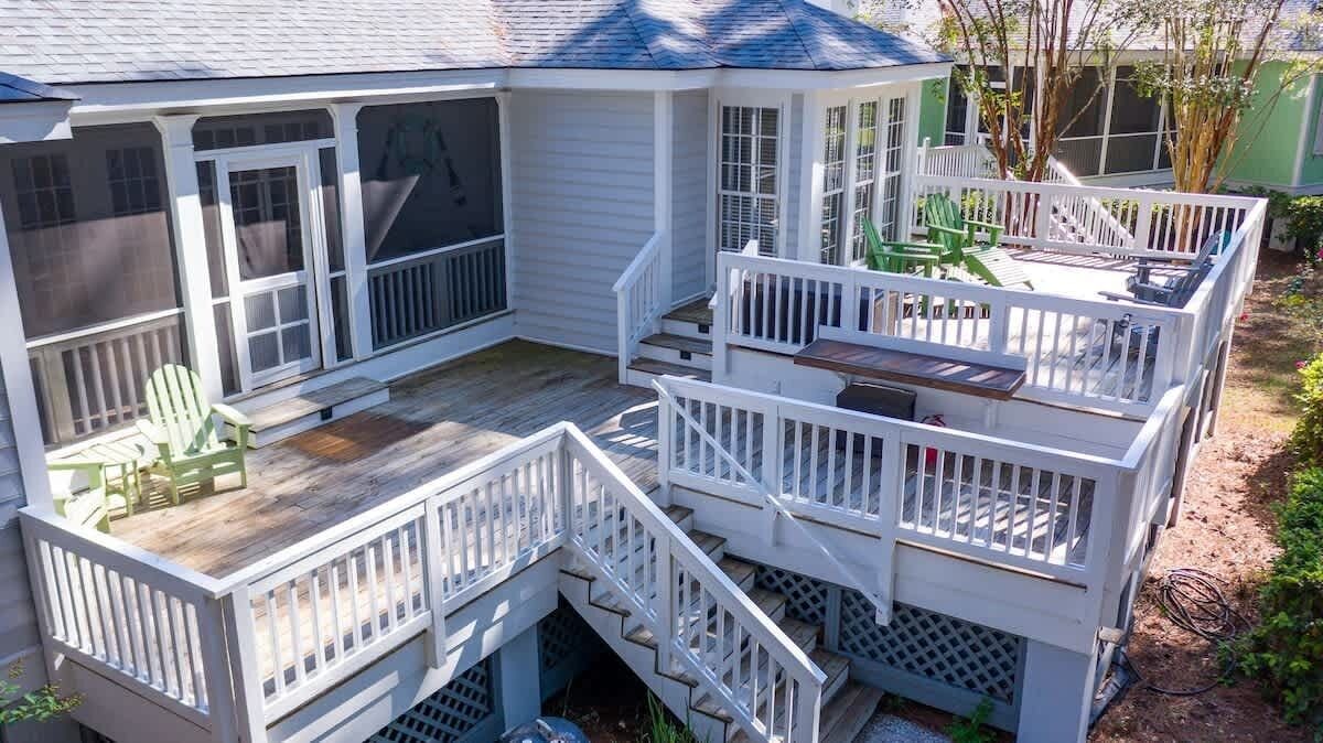 Photo of Patio Balcony in Melrose on the Beach