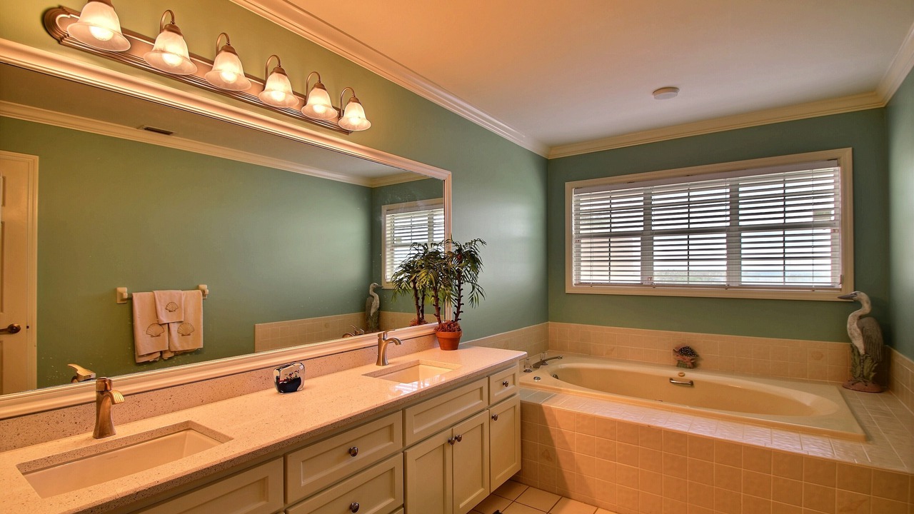Photo of Bathroom in South Beach