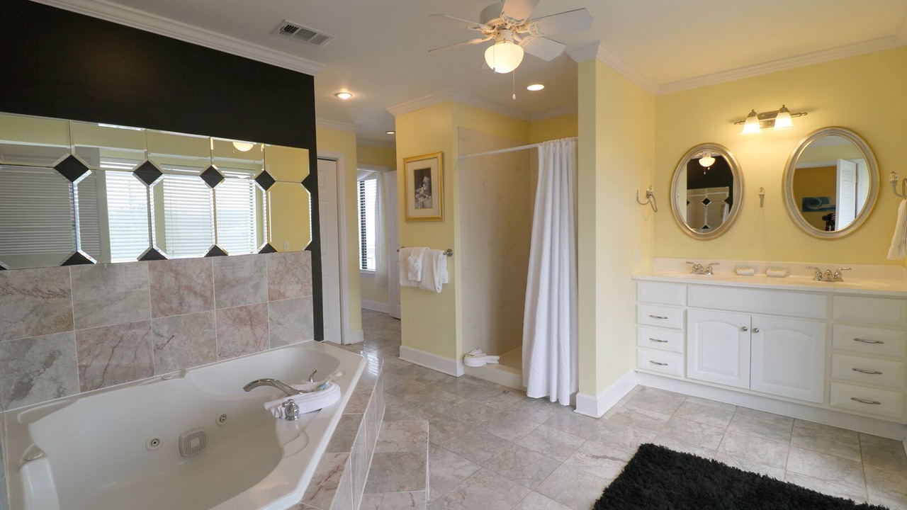 Photo of Bathroom in Tybee Island