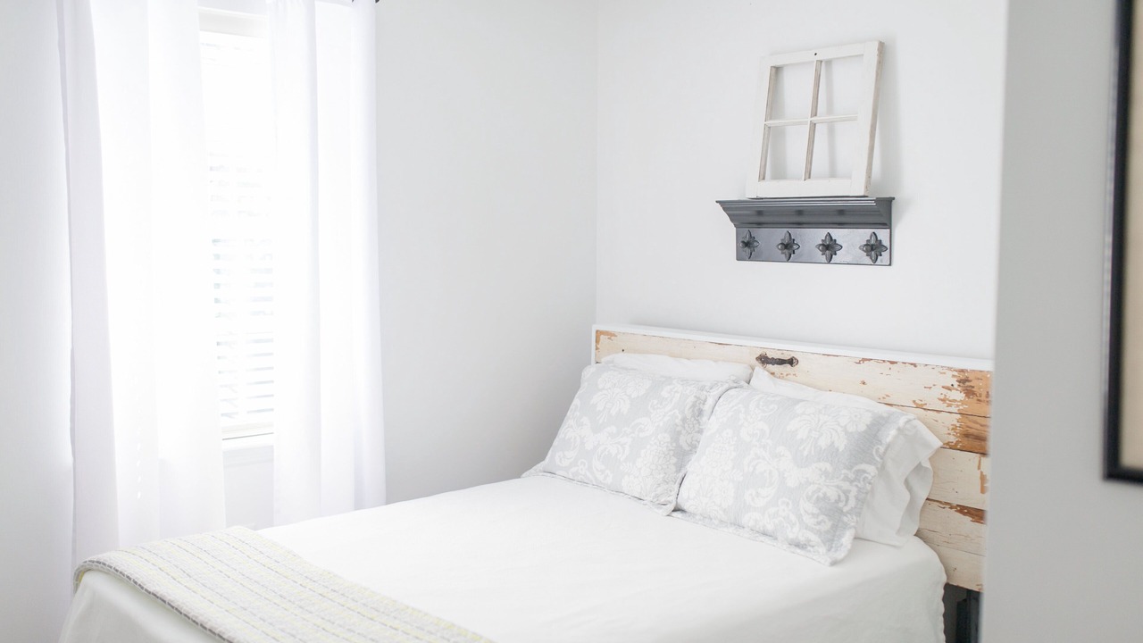 Photo of Bedroom in Summerville Historic District