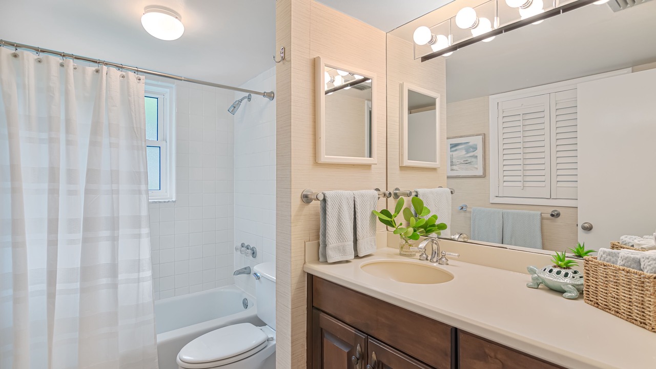 Photo of Bathroom in Central Beach