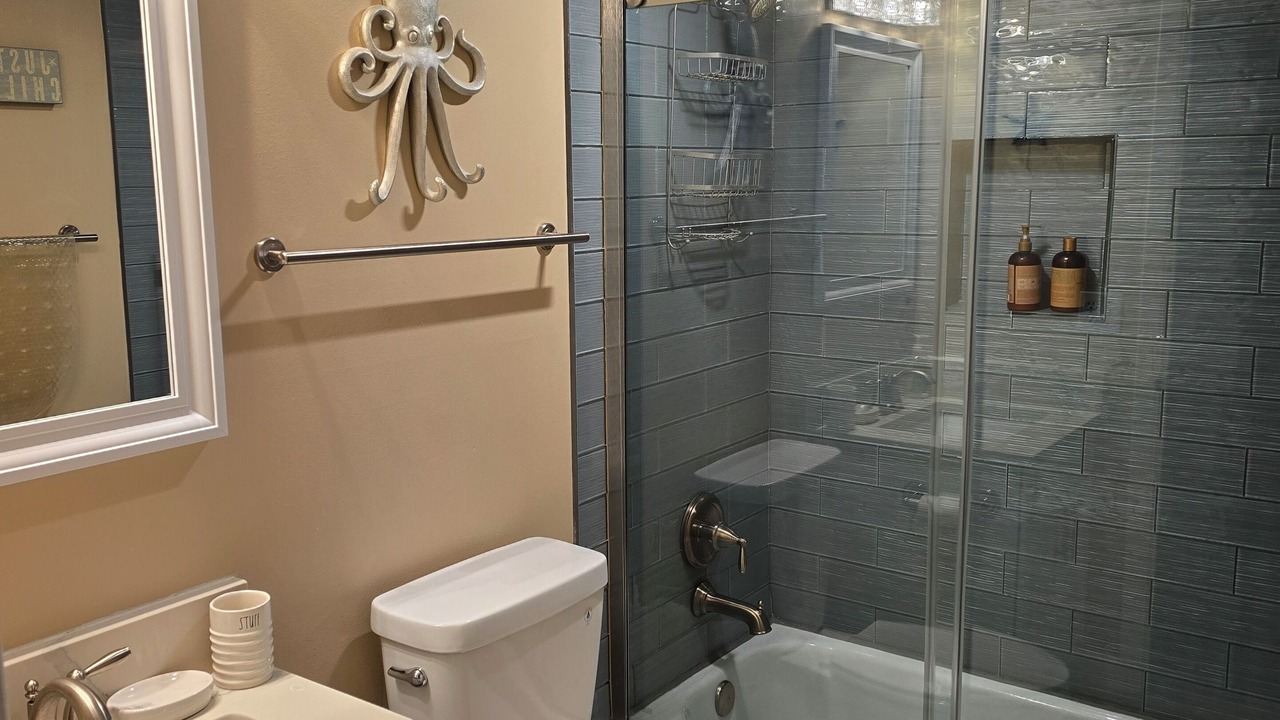 Photo of Bathroom in Central Beach