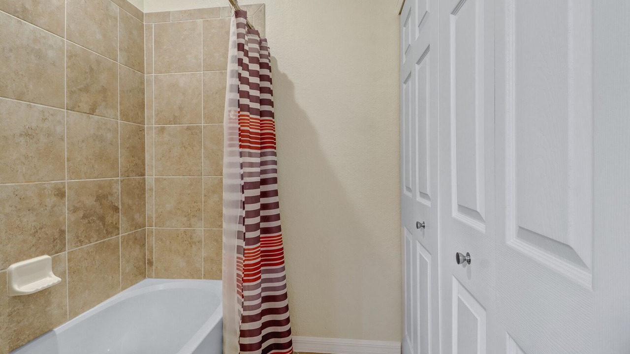 Photo of Bathroom in Naples