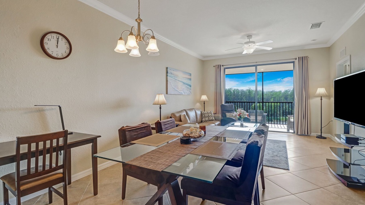 Photo of Livingroom in Naples
