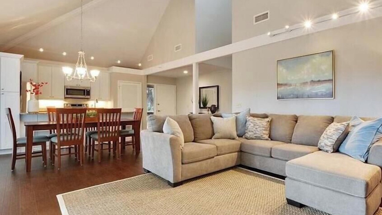 Photo of Livingroom in Moss Creek