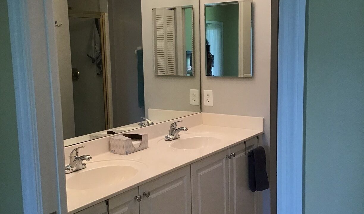 Photo of Bathroom in Flamingo Fairways