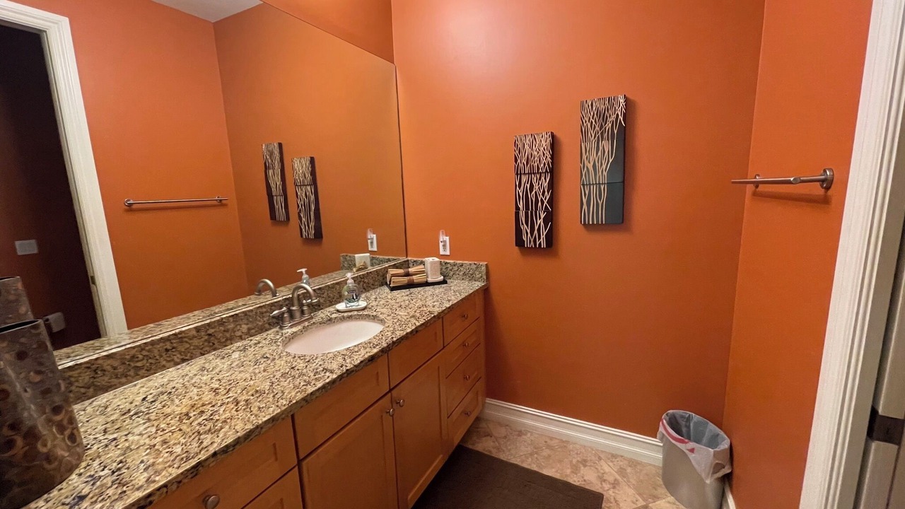 Photo of Bathroom in Ole