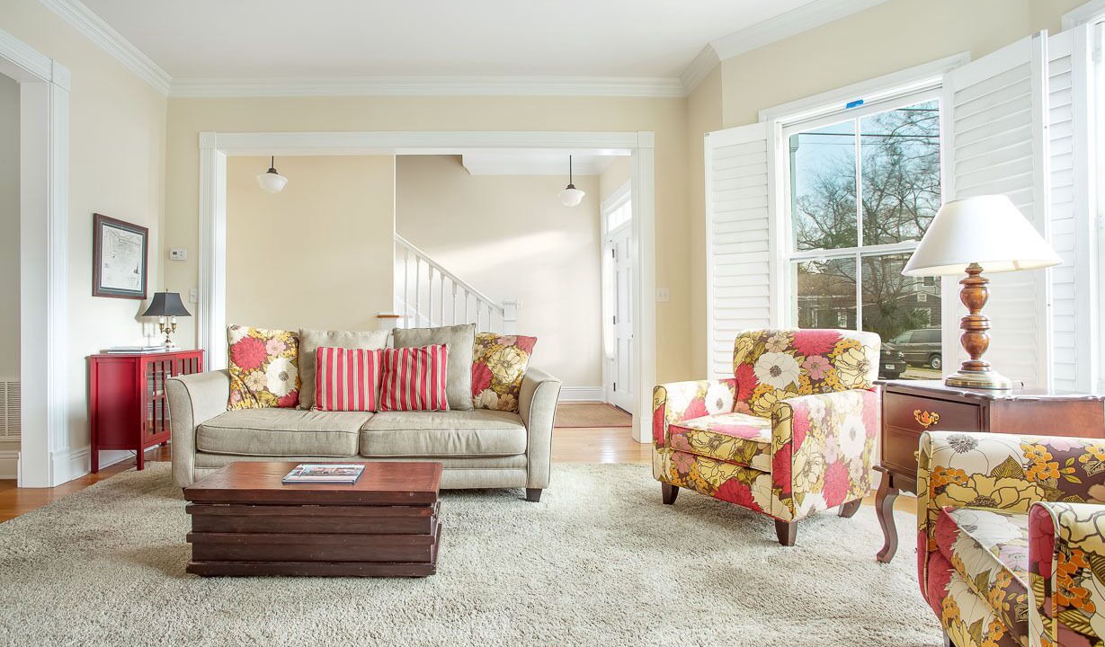 Photo of Livingroom in Historic Downtown Savannah