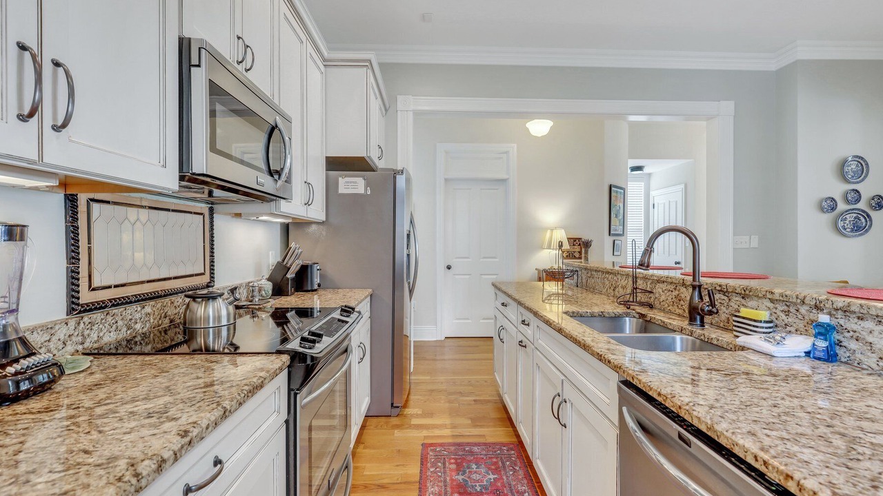 Photo of Kitchen in Historic Downtown Savannah