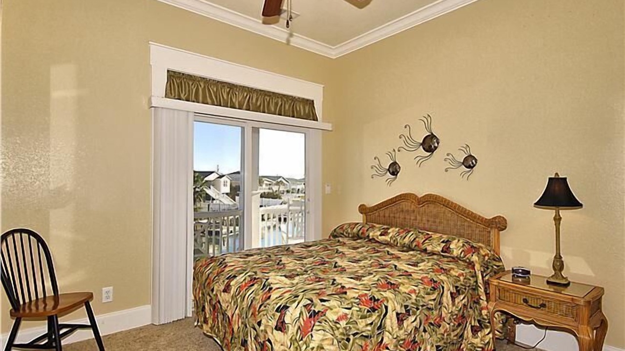 Photo of Bedroom in Inlet Harbour