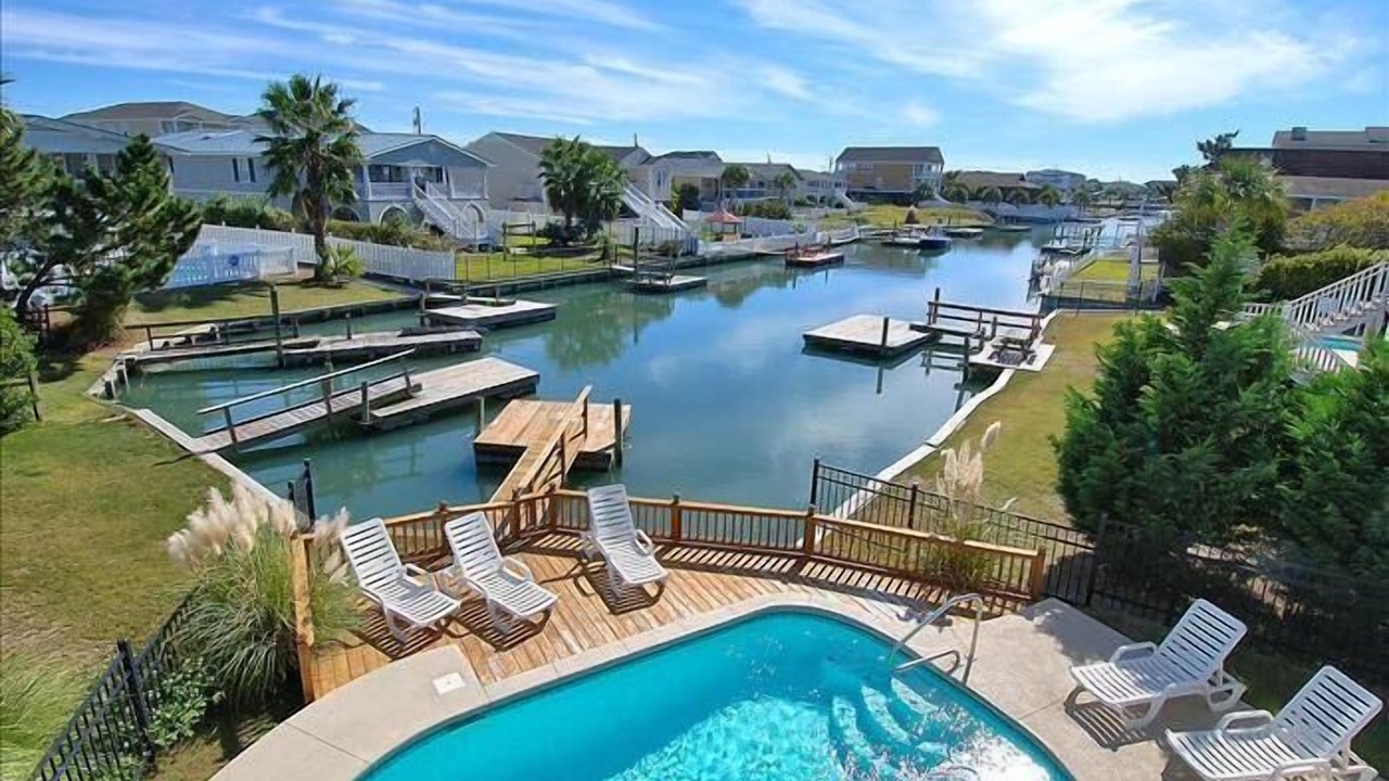 Photo of Outdoor in Inlet Harbour