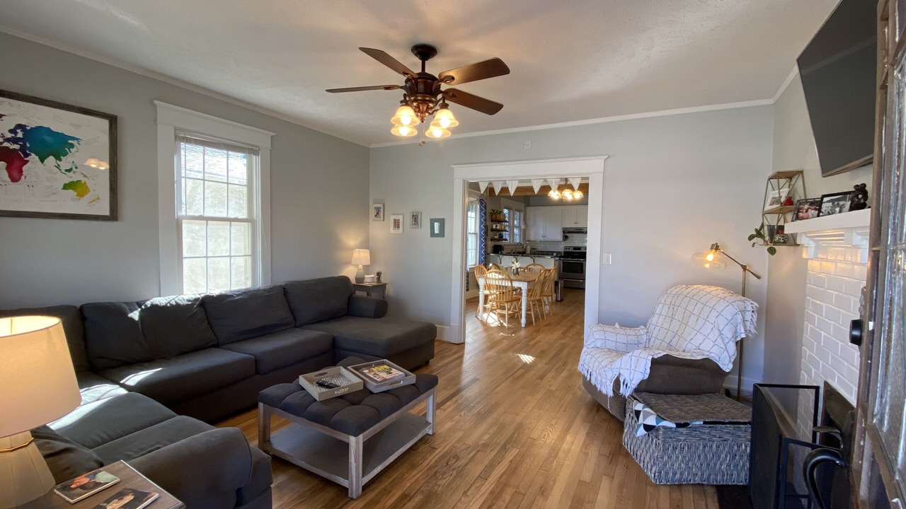 Photo of Bedroom in Midtown