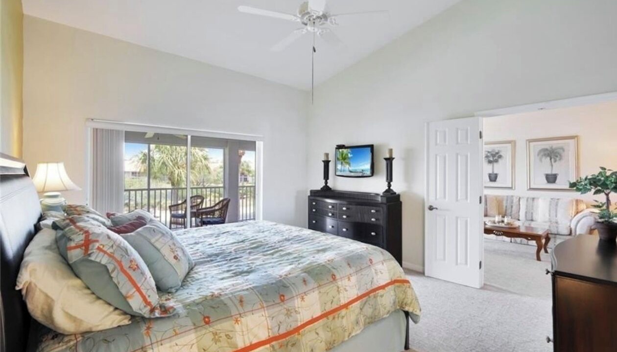 Photo of Bedroom in Naples
