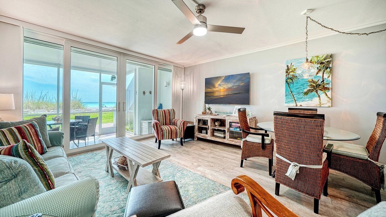 Photo of Livingroom in Longboat Key
