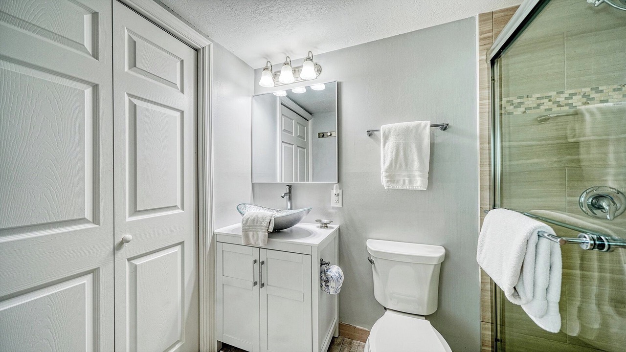 Photo of Bathroom in Longboat Key