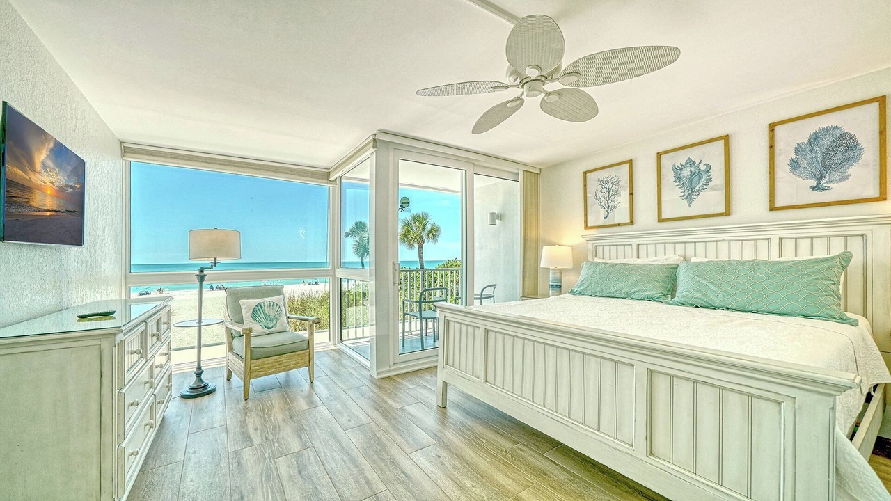 Photo of Bedroom in Longboat Key