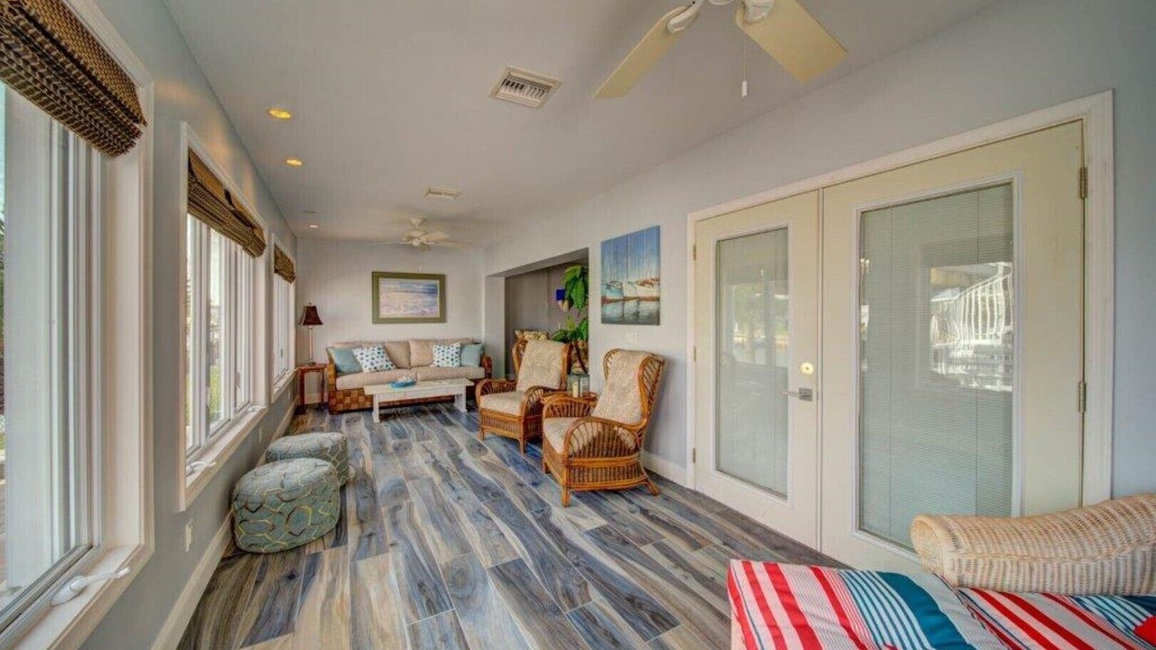 Photo of Livingroom in Hutchinson Island South