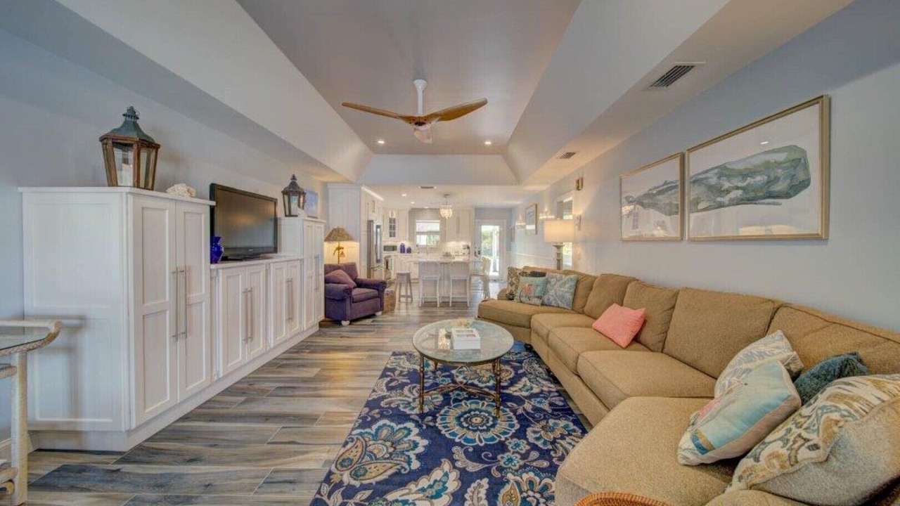 Photo of Livingroom in Hutchinson Island South