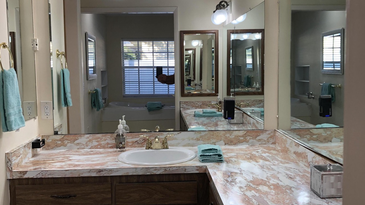 Photo of Bathroom in Central Beach