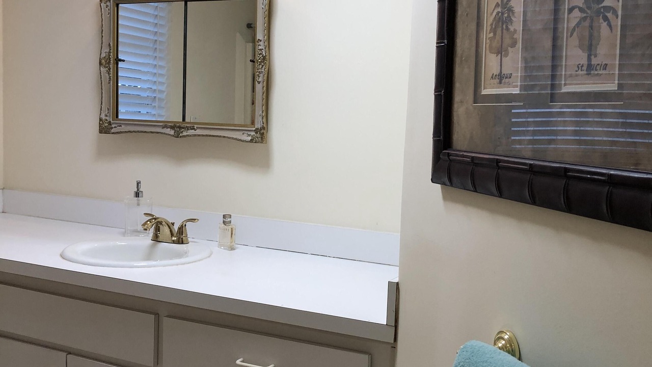 Photo of Bathroom in Central Beach