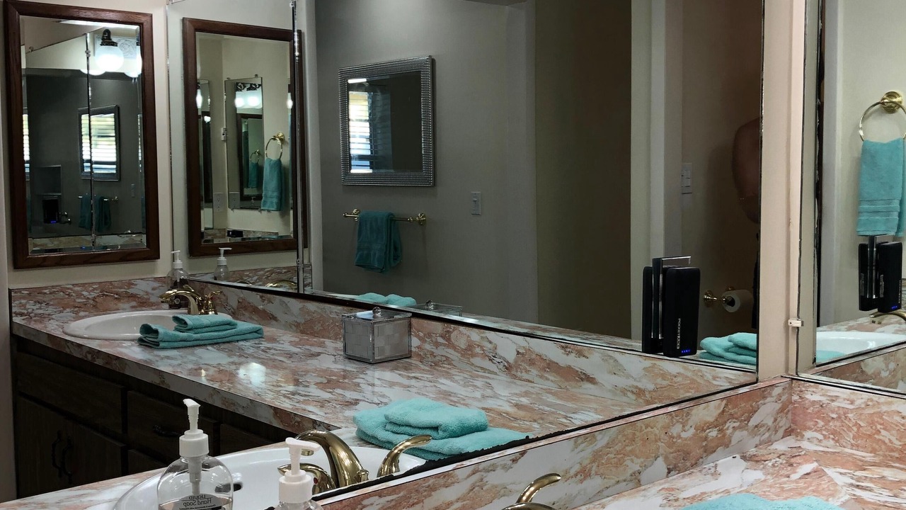 Photo of Bathroom in Central Beach