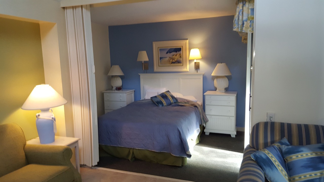 Photo of Bedroom in Palmetto Dunes