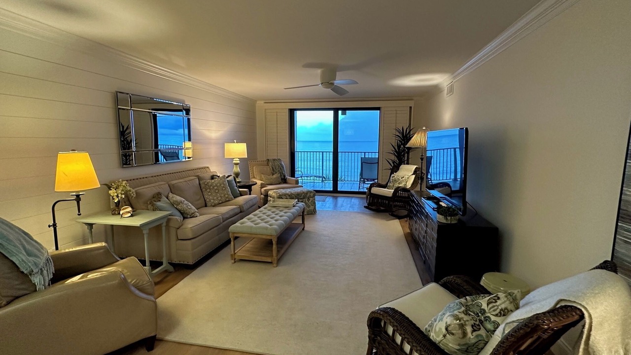 Photo of Livingroom in Central Beach