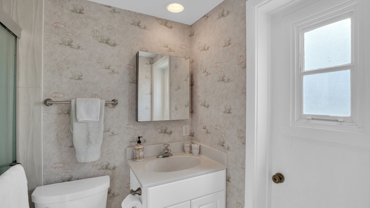 Photo of Bathroom in Central Beach