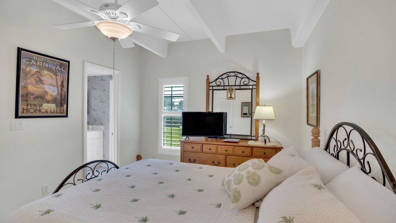 Photo of Bedroom in Central Beach