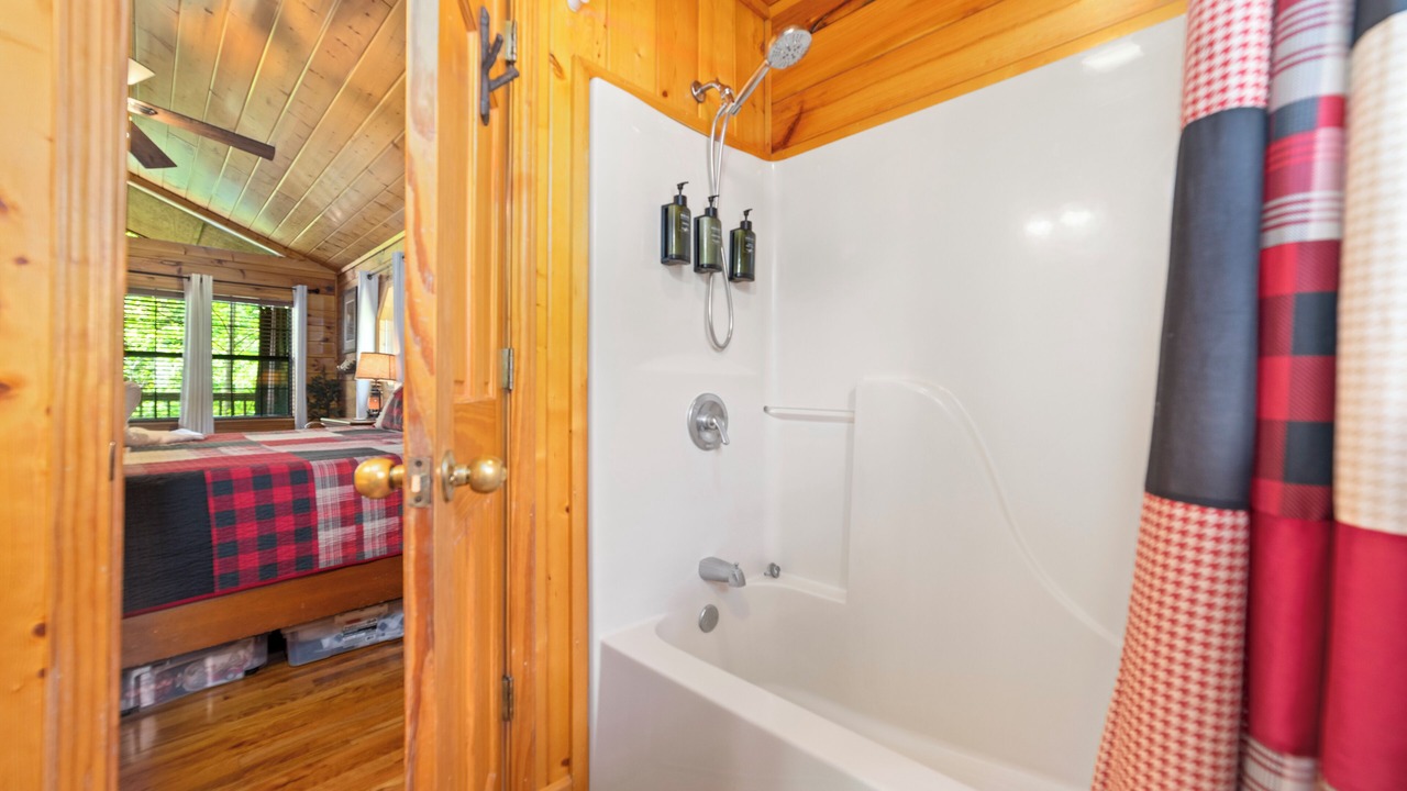 Photo of Bathroom in Sevierville