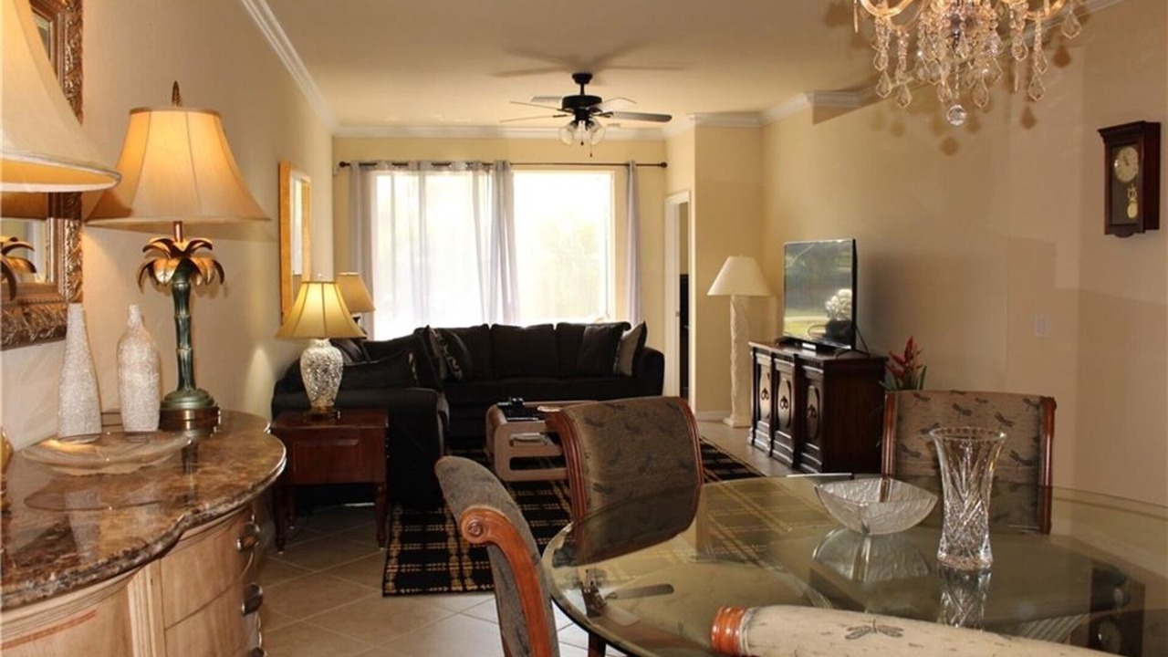 Photo of Livingroom in Naples