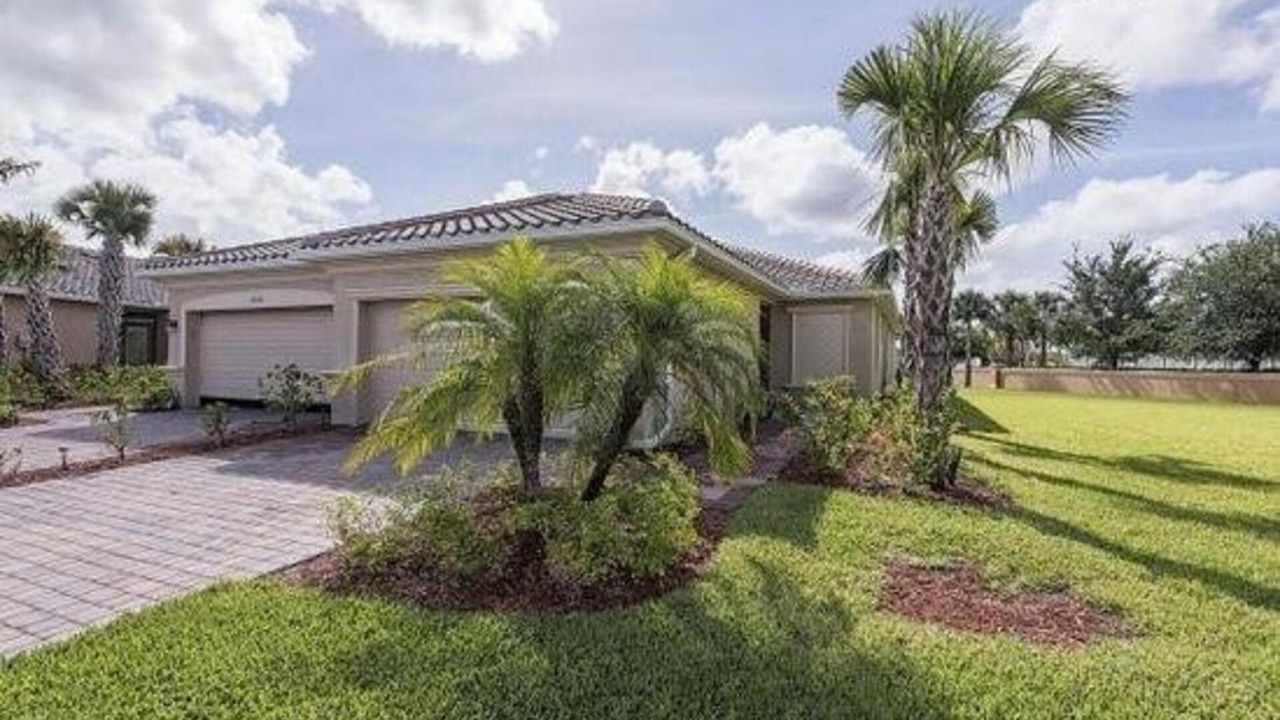 Photo of Outdoor in Naples