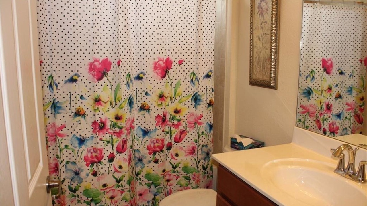 Photo of Bathroom in Naples