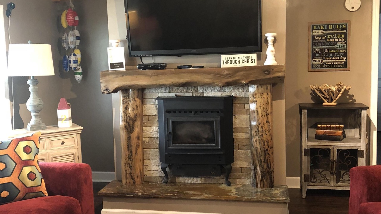 Photo of Livingroom in Manning