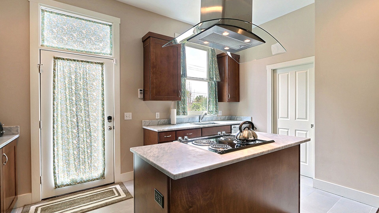Photo of Kitchen in Savannah Victorian District