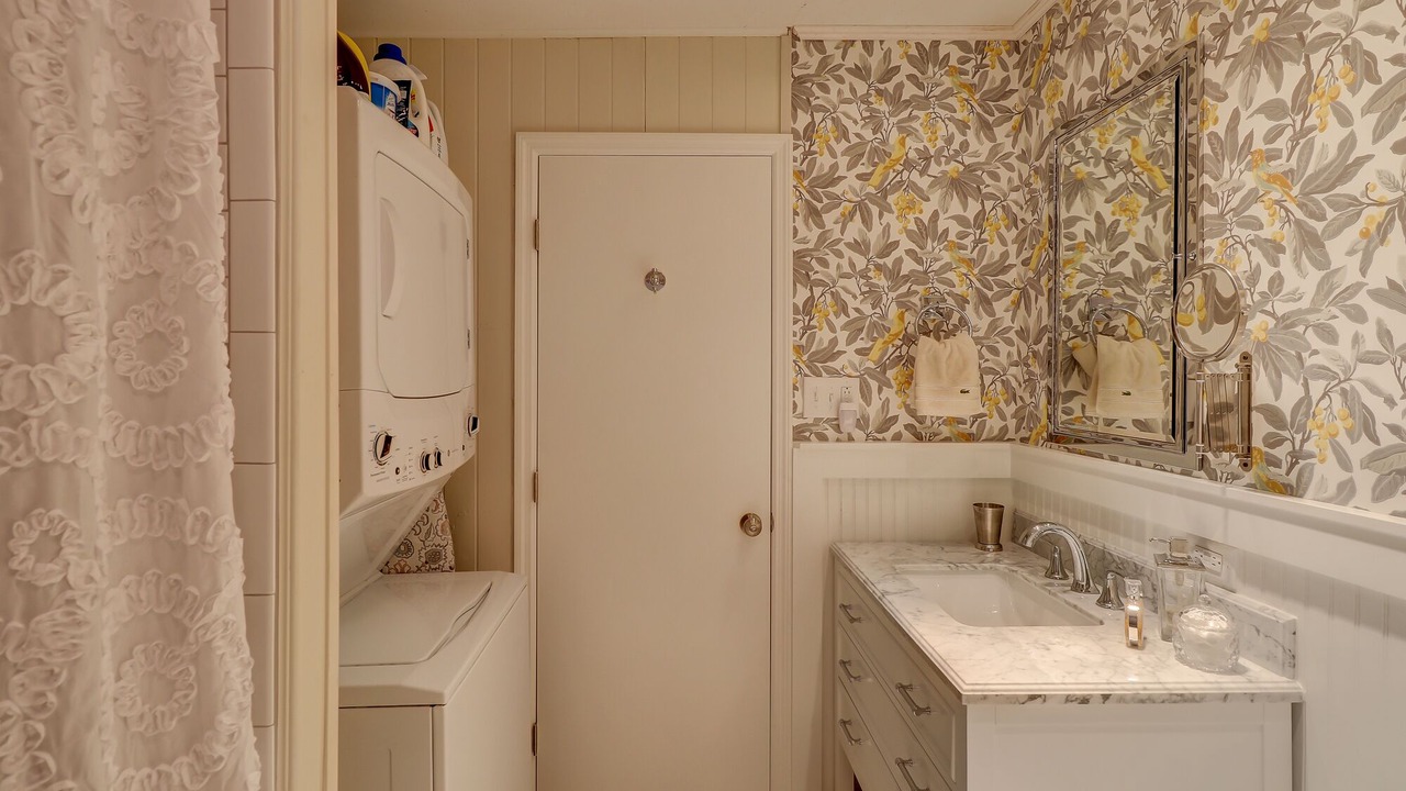 Photo of Bathroom in North Forest Beach