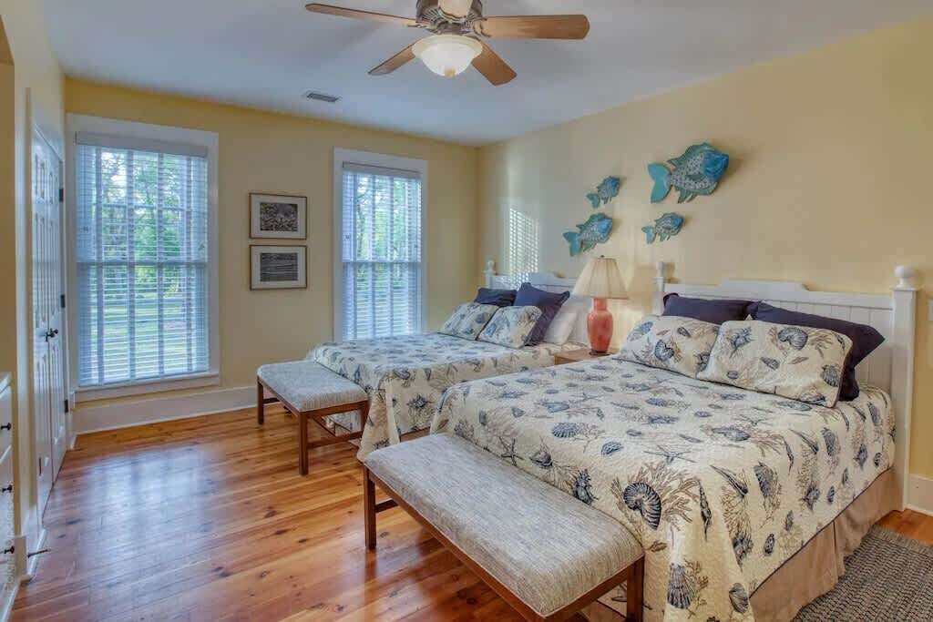 Photo of Bedroom in Melrose on the Beach