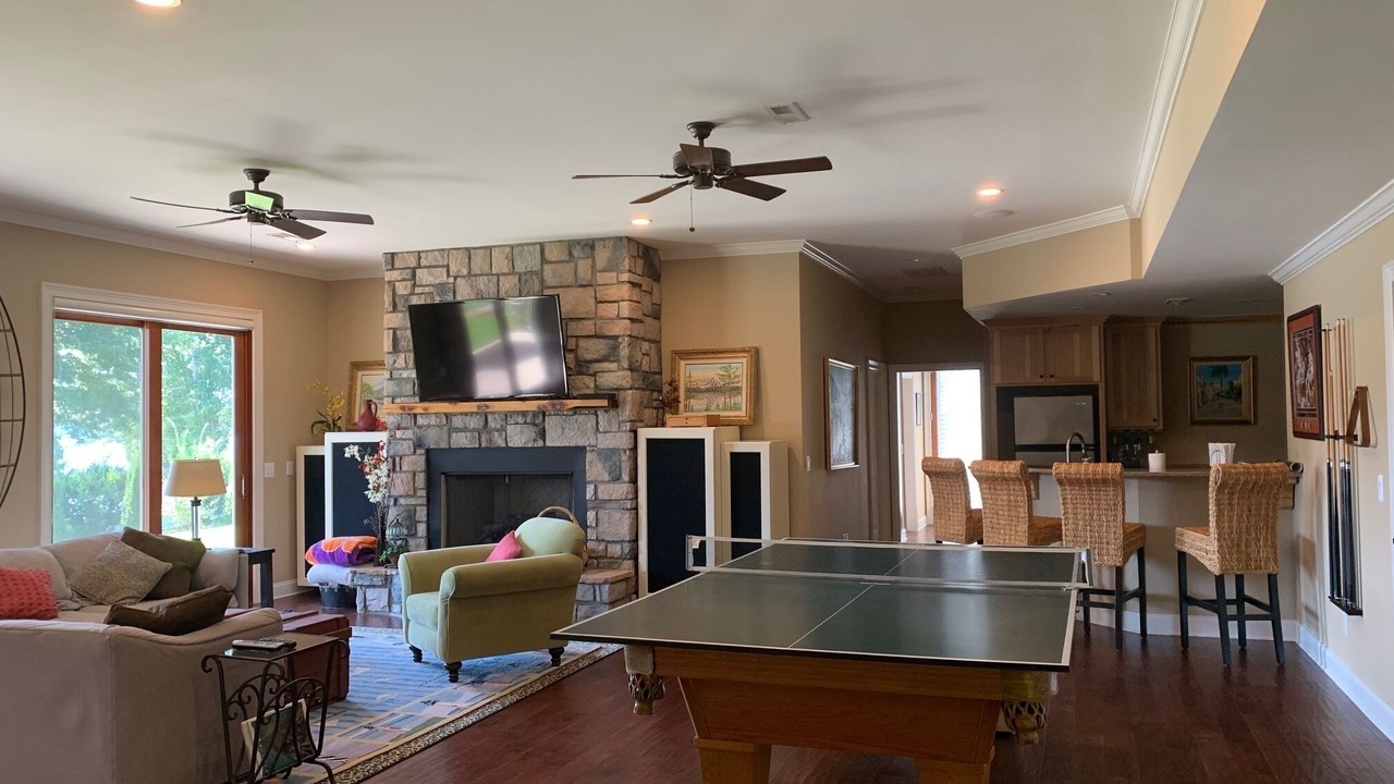 Photo of Livingroom in Seneca