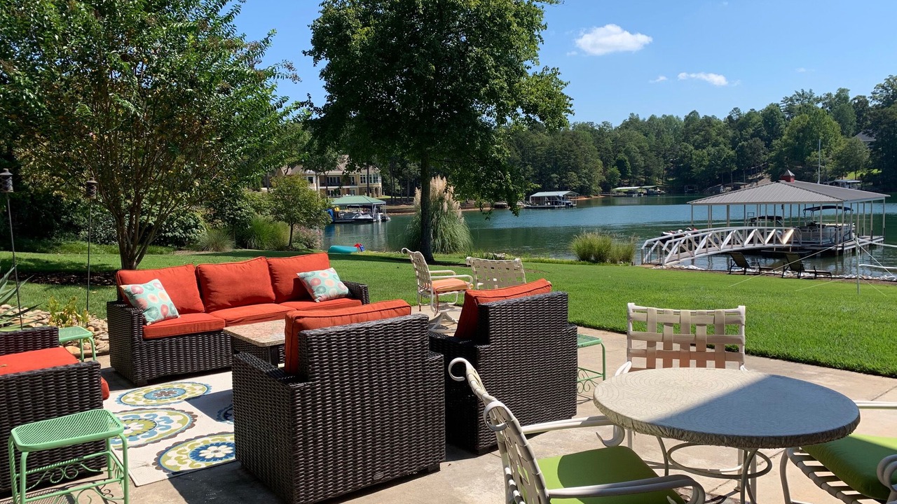Photo of Outdoor in Seneca