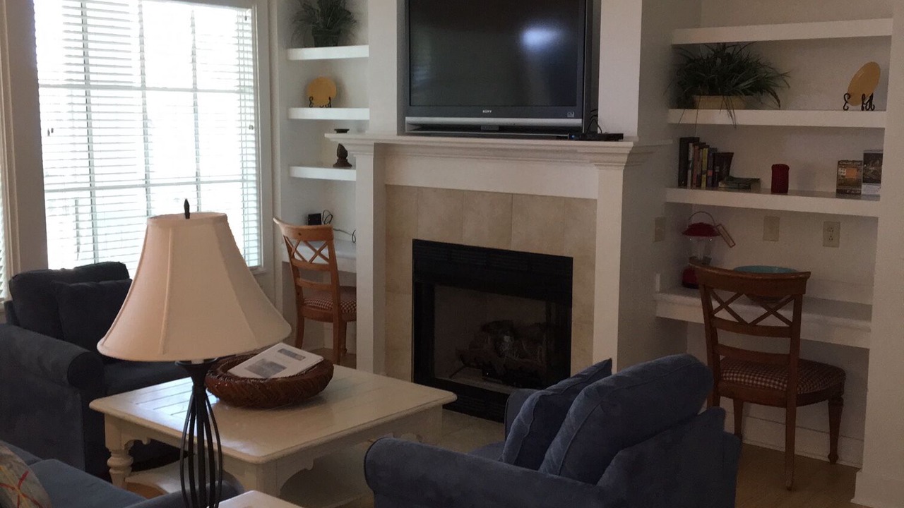 Photo of Livingroom in Melrose on the Beach