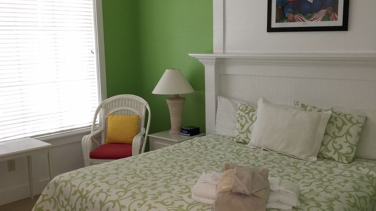 Photo of Bedroom in Melrose on the Beach
