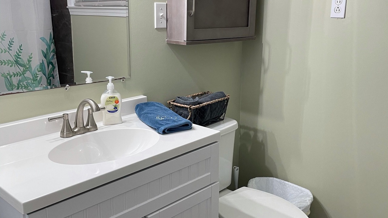 Photo of Bathroom in Mountain Rest