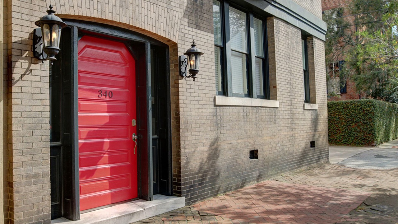 Photo of Outdoor in Historic District - North