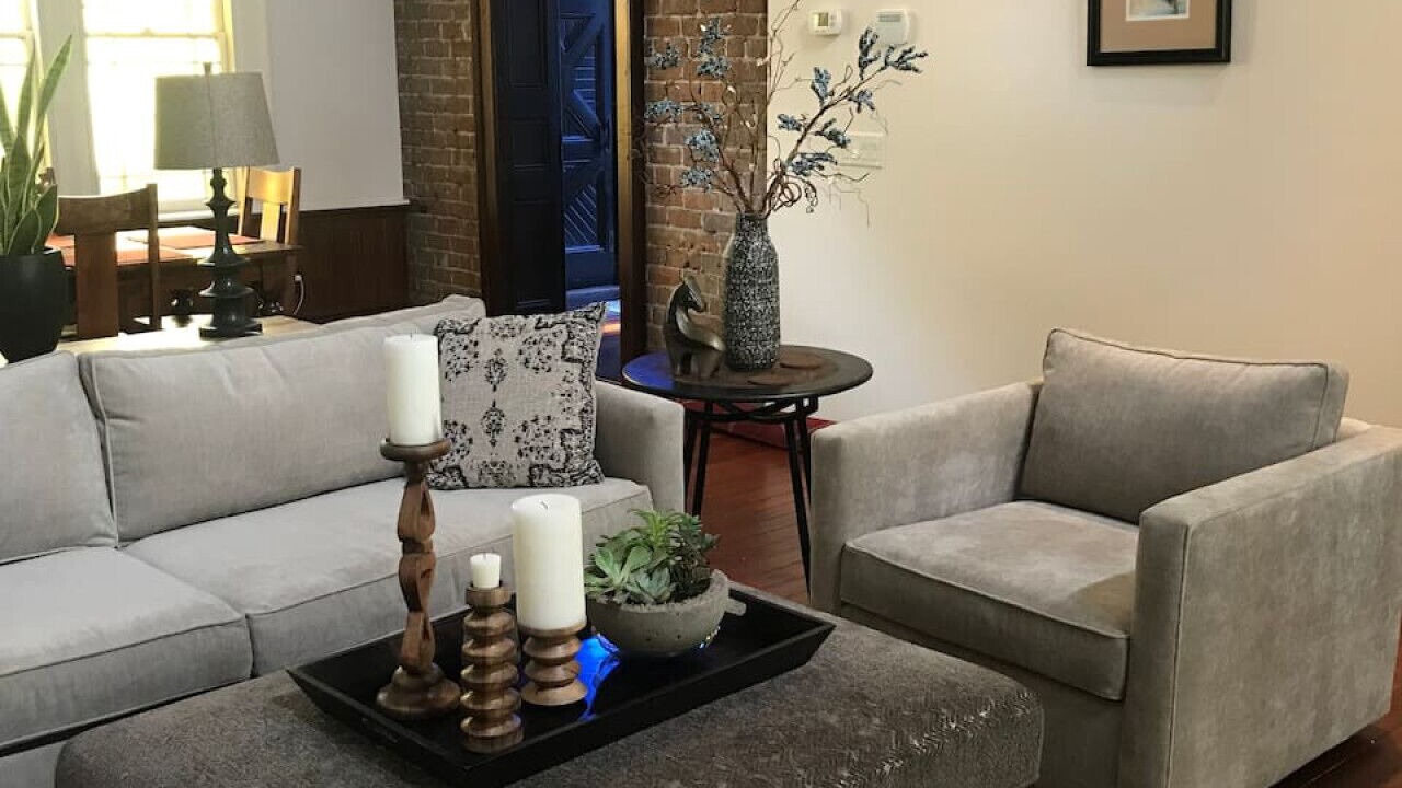 Photo of Livingroom in Savannah Victorian District