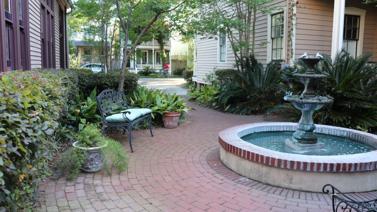 Photo of Outdoor in Savannah Victorian District