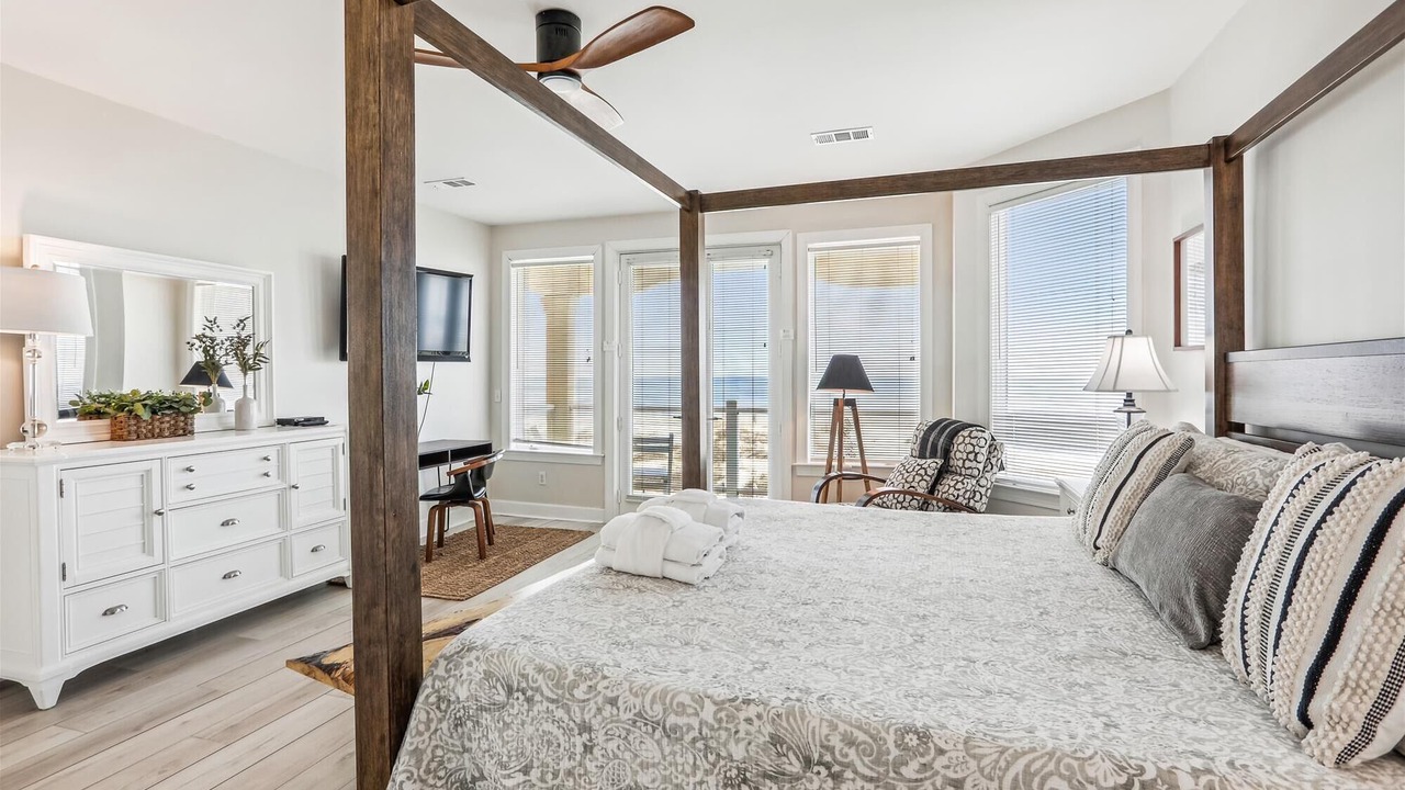 Photo of Bedroom in Palmetto Dunes