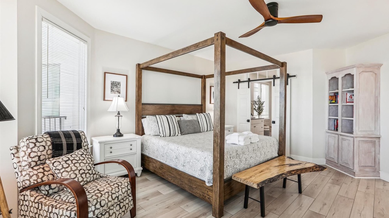 Photo of Bedroom in Palmetto Dunes