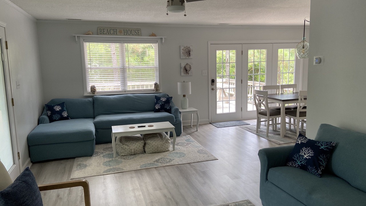 Photo of Livingroom in Emerald Isle