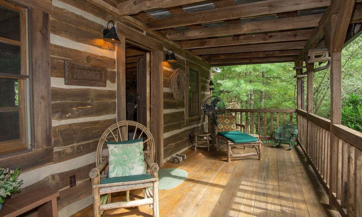 Photo of Patio Balcony in Pisgah Forest
