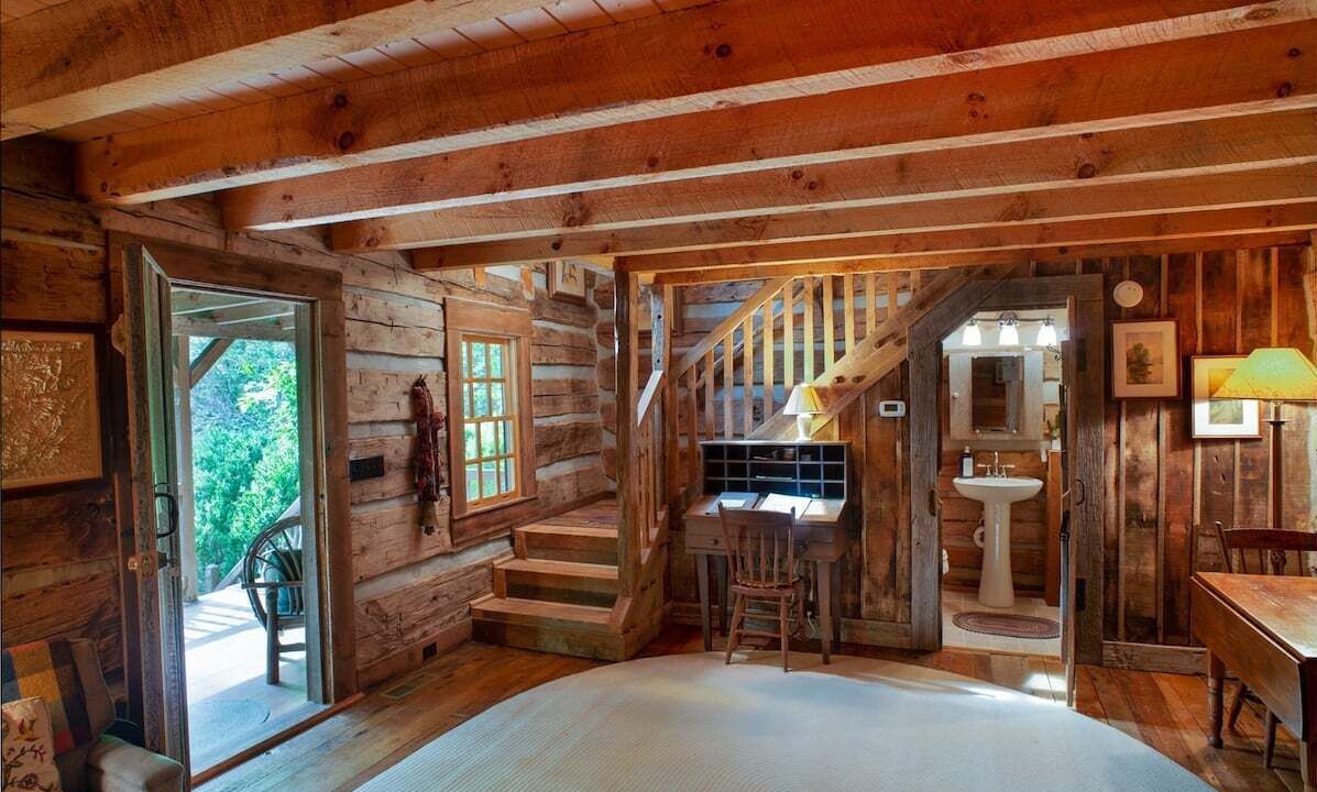 Photo of Bedroom in Pisgah Forest